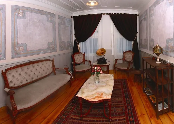 Troya Balat מלון 3*