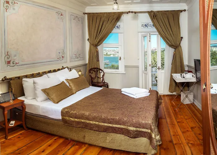 Troya Balat מלון 3*