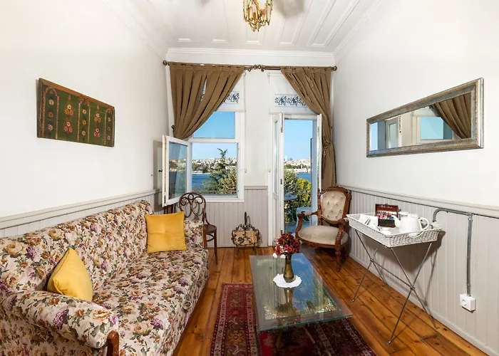 Troya Balat מלון 3*