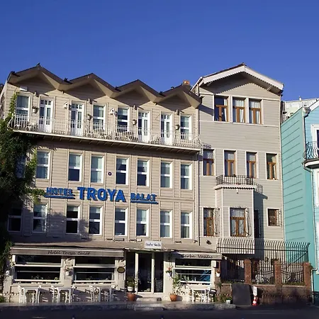 Troya Balat 3*