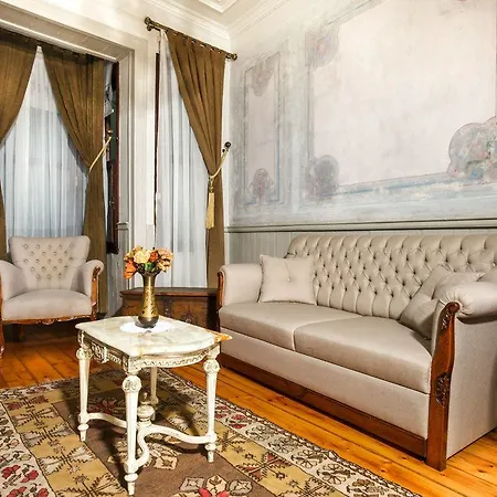 Troya Balat מלון 3*